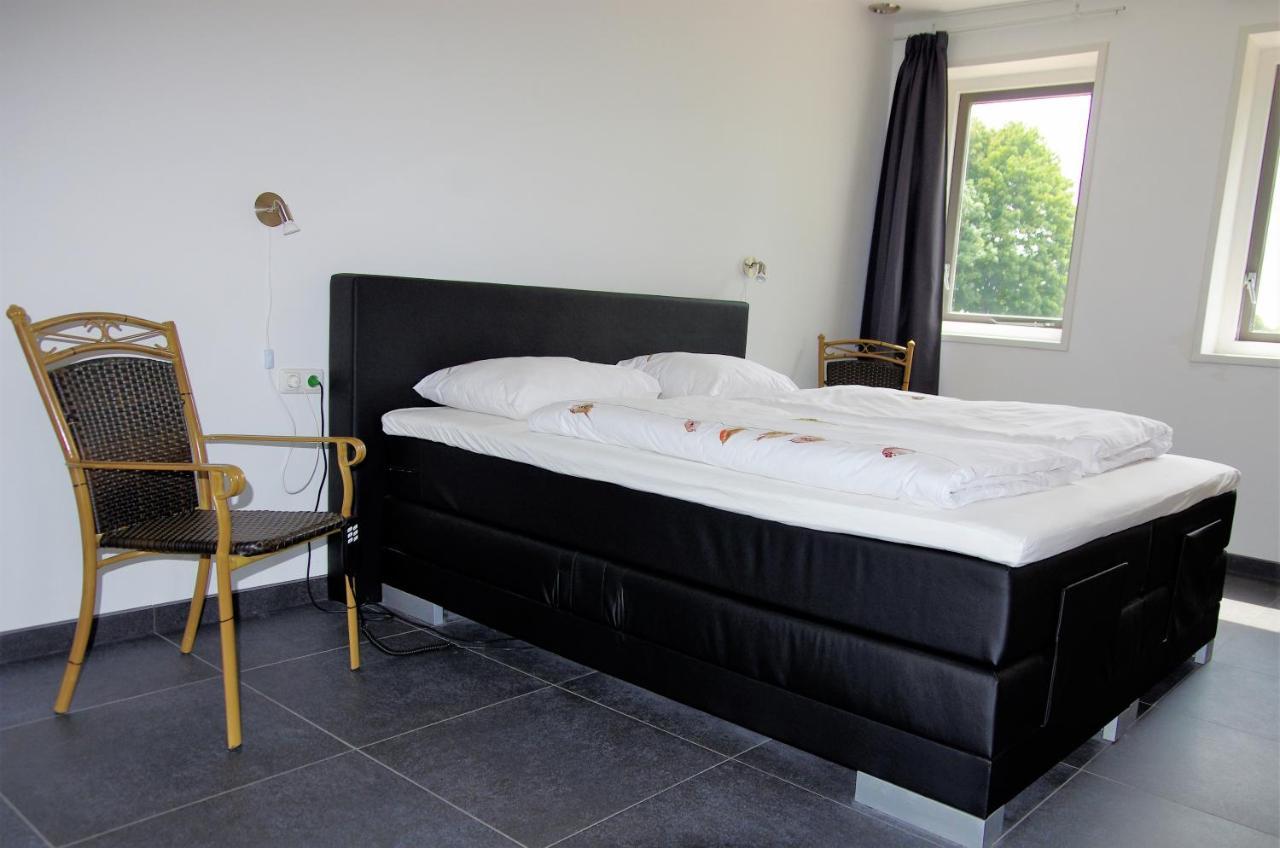 Bed And Breakfast Wouw Luaran gambar